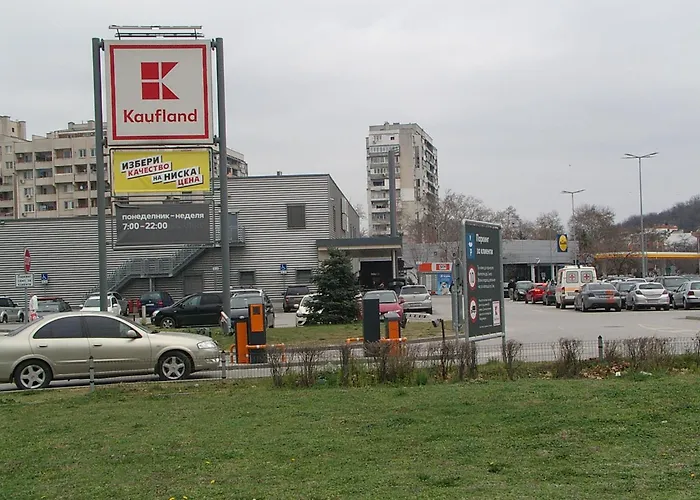 Kalina With Free Private Parking Апартамент *